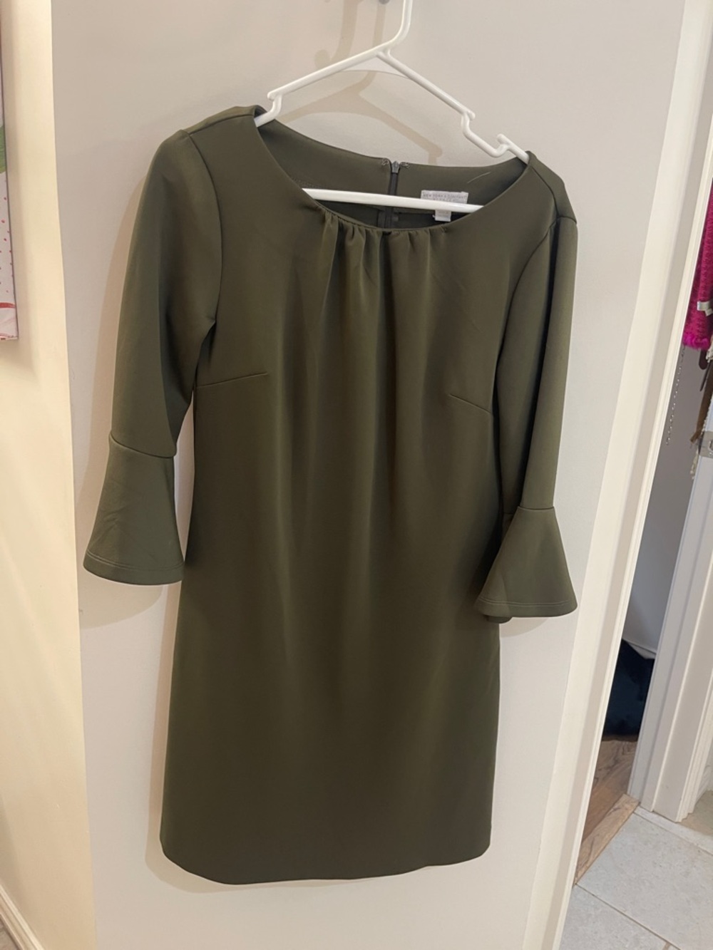 New York & Company Olive Green Bell-Sleeve Shift Dress